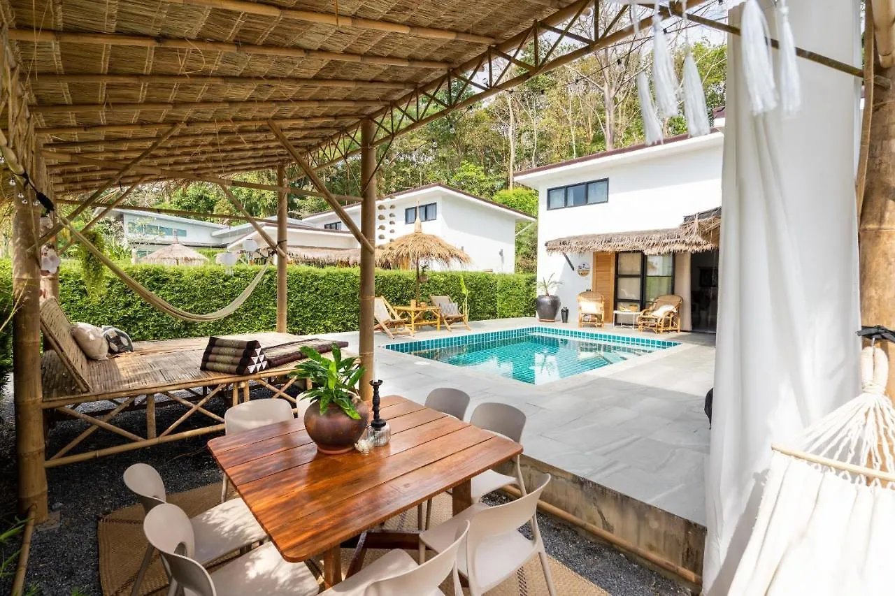 Manao Pool Villa 2 - 5 Mins Walk To The Beach Ko Lanta
